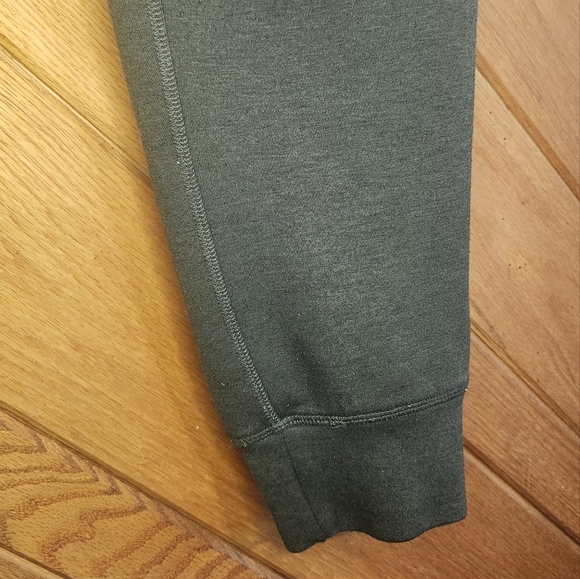 Mitre Men's Green Medium Jogger Sweatpants - Picture 8 of 13